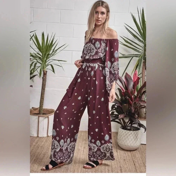Jaase Of The Shoulders Jumpsuit - Picture 1 of 7